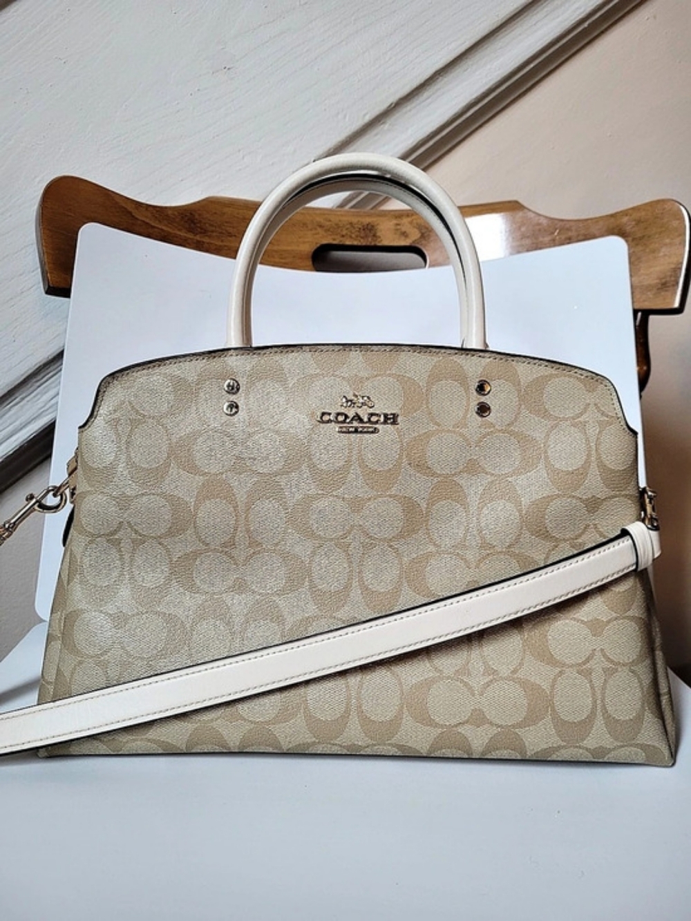 Coach Lillie Carryall In Signature Canvas